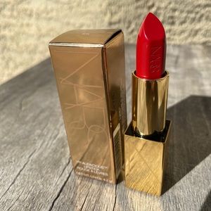 Nars Audacious Rita lipstick